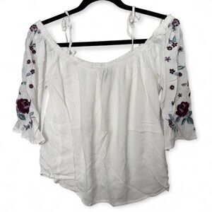 Y2K Aeropostale Off-Shoulder White Blouse with Floral Details